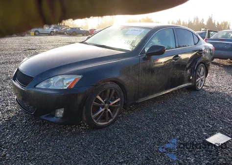 2008 Lexus Is 350 z USA, uszkodzony, nr VIN JTHBE262482013508